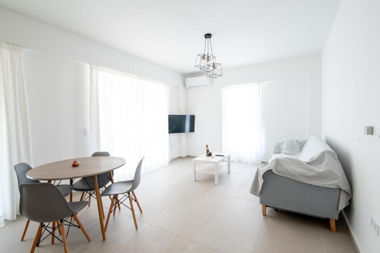 Ennea Suites-flame *